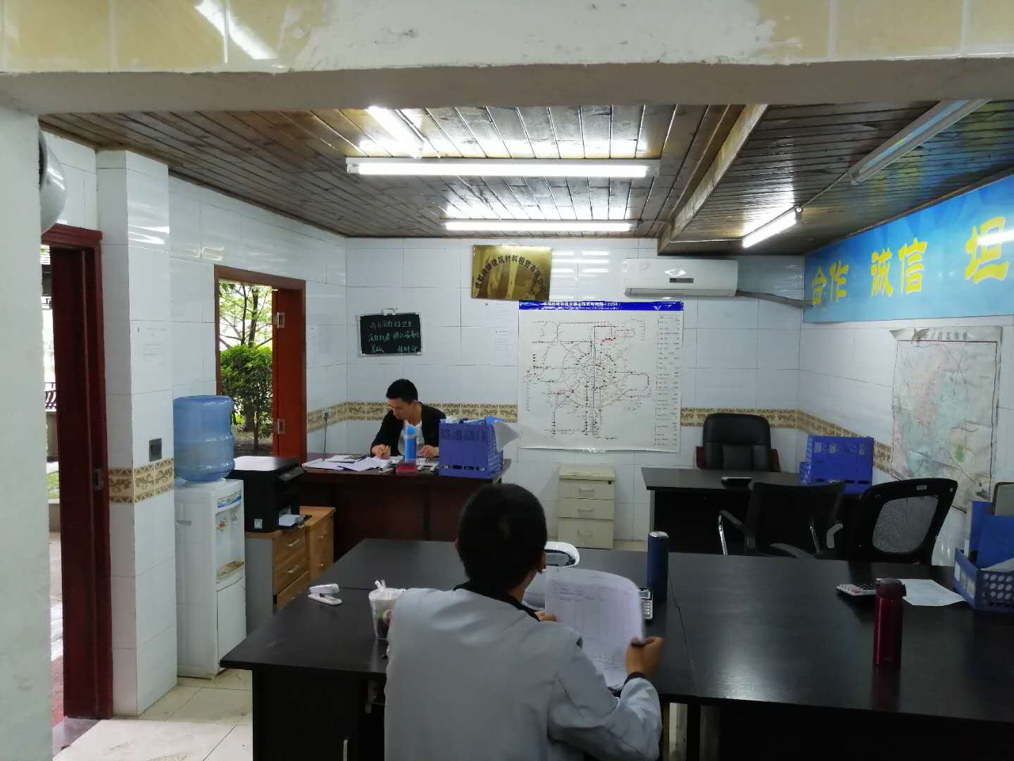 9fa5981efd738d1bce518b522edaa72.jpg